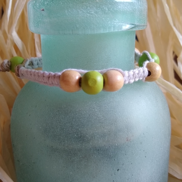 Hemp bracelet - Picture 2 of 3